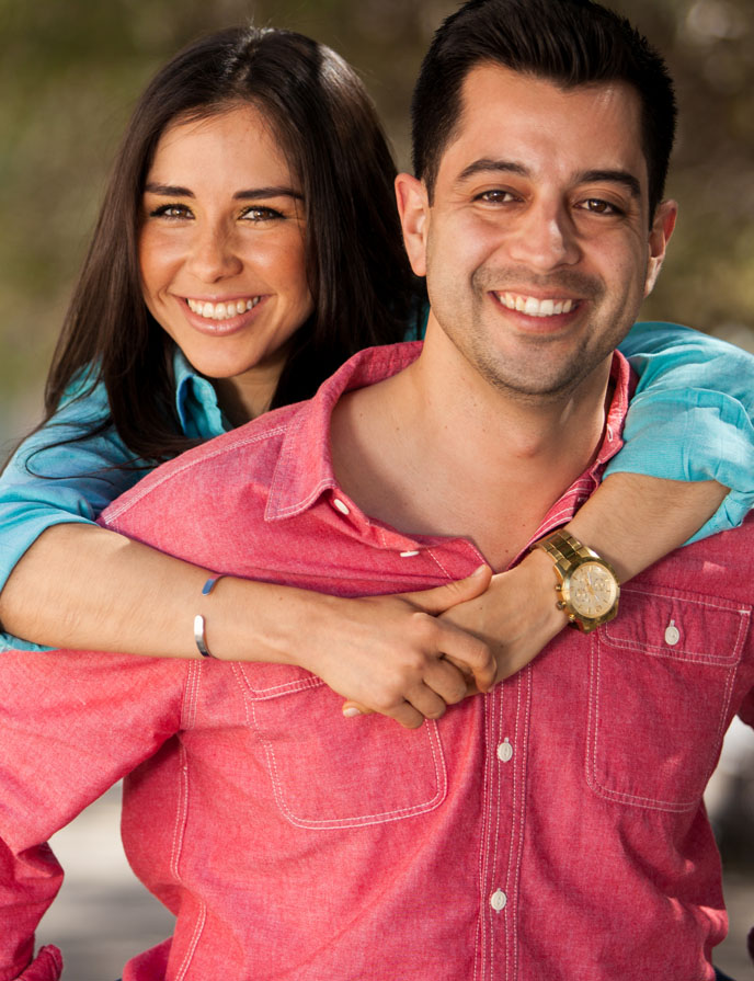 Super Saver Savings Account image of man and woman smiling